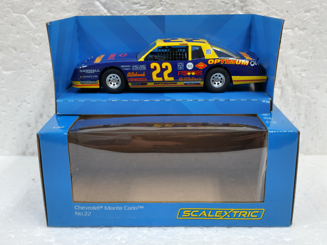 C4038 Scalextric Chevy Monte Carlo Optimum 1986, #22 1:32 Slot Car