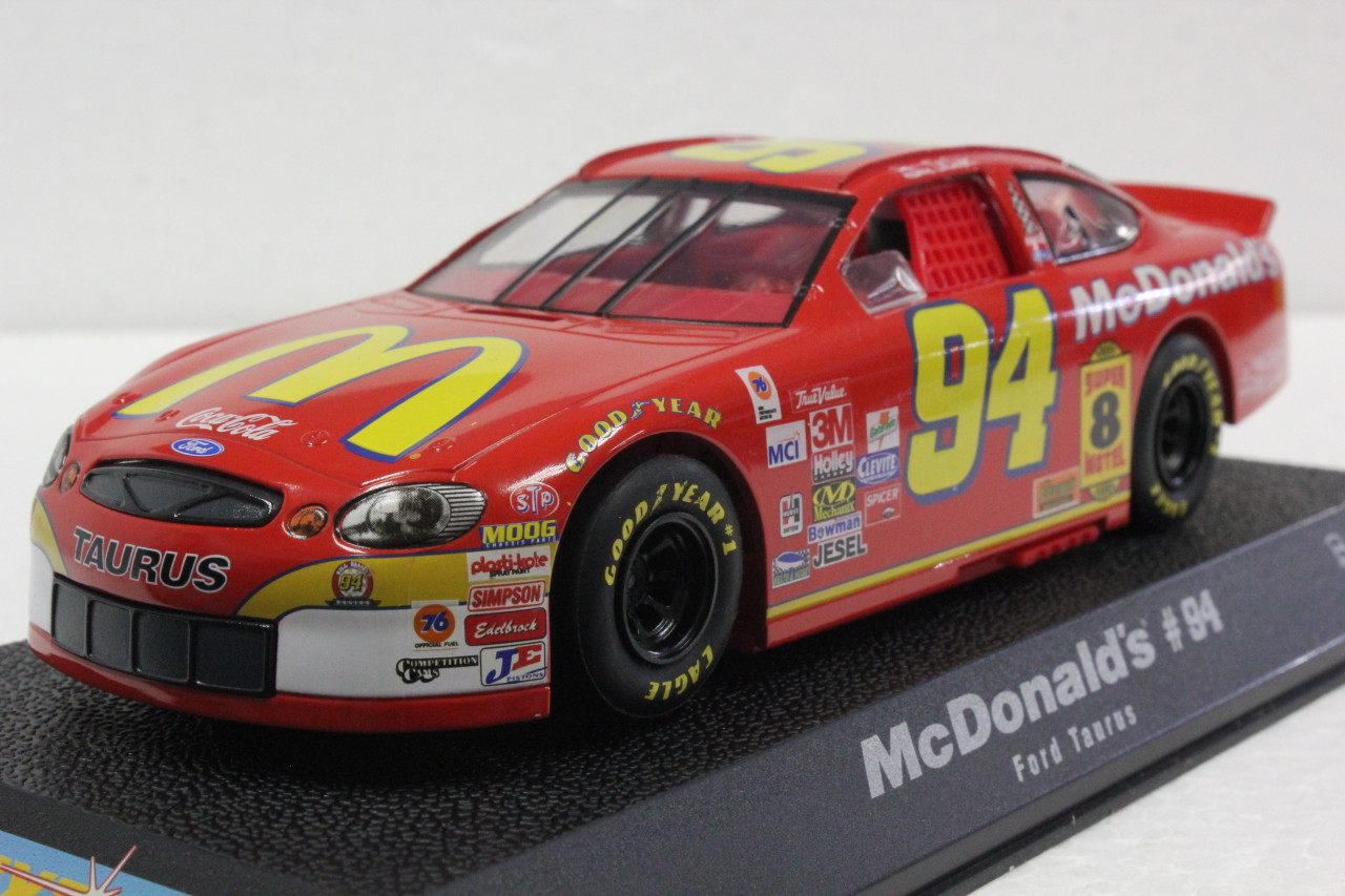 レアScalextric 1/32 NASCAR/'01 FordTaurus SCALEXTRIC 1/32 SLOT CAR C2348 #12 MOBIL 1 FORD TAURUS JEREMY
