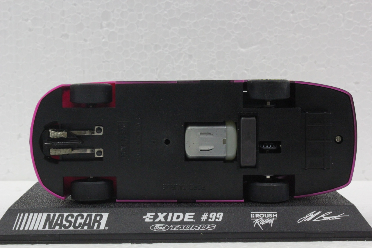 C2217 Scalextric Ford Taurus Jeff Burton EXIDE, #99 1:32 Slot Car