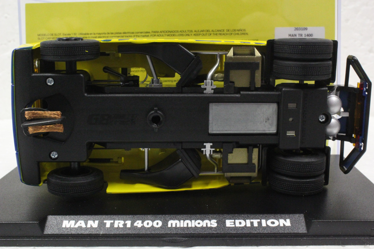 203109 Fly MAN TR1400 Truck Minions Special Edition, #3 1:32