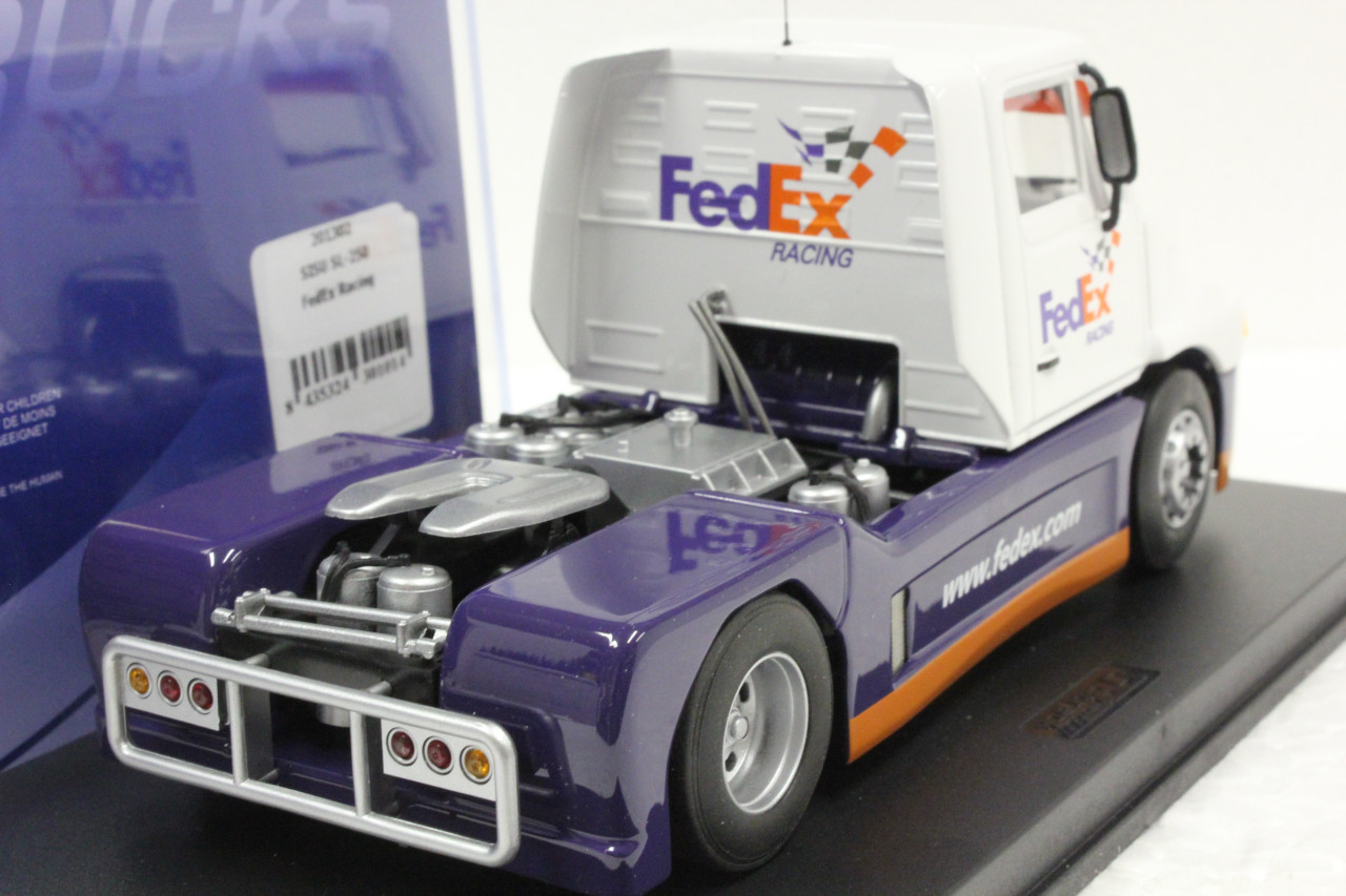SISU SL 250スロットカー1/32 SISU SL 250 スロットカー 1/32