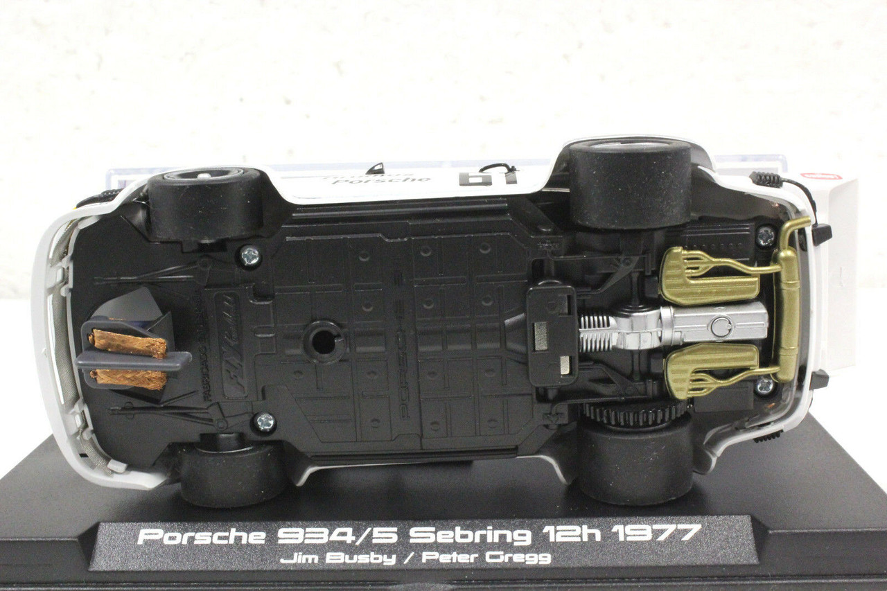 W065-01 Slotwings Brumos Porsche 934/5 Sebring 12h 1977, #61 1:32