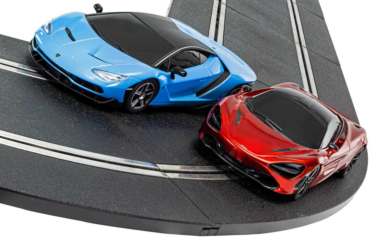 C1407 Scalextric Supreme Rivals McLaren & Lamborghini 1:32 Slot