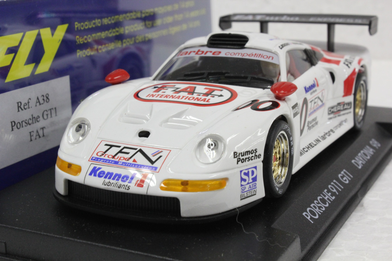 即納限定品1/32 FLY Porsche GT1 Evo Daytona 1998　ポルシェ 車体