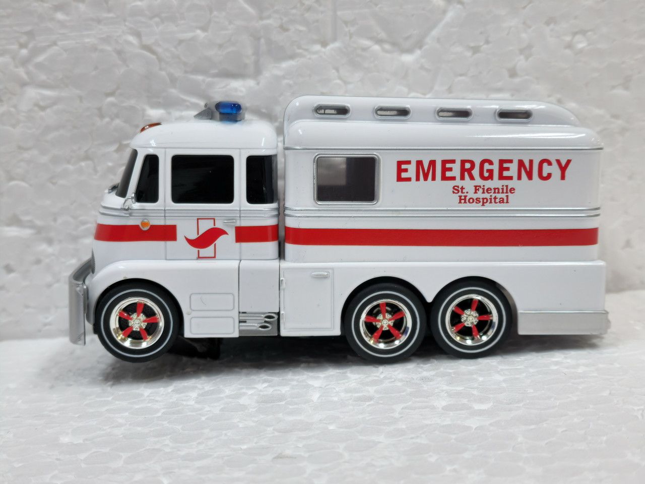 30943 Carrera Digital 132 Carrera Ambulance 1:32 Slot Car