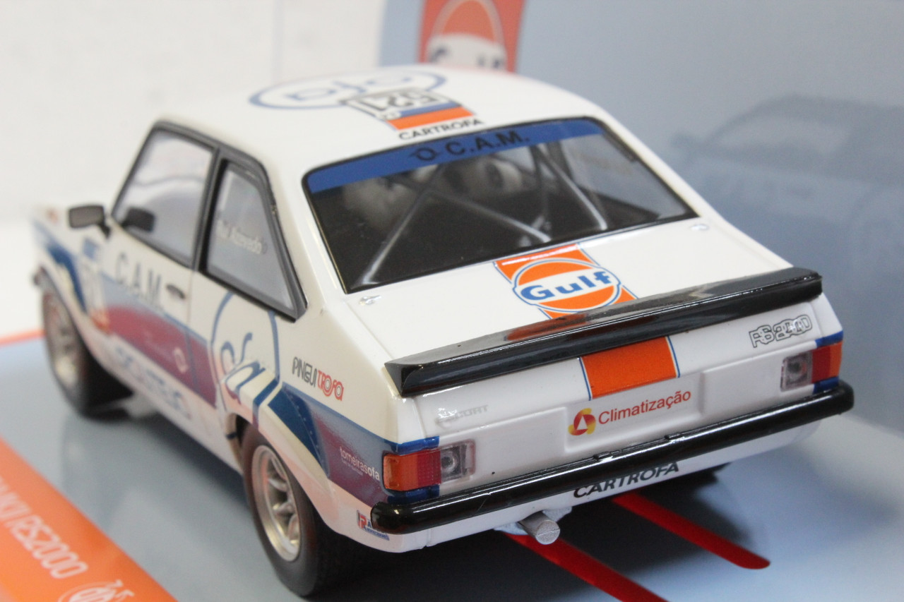 C4150 Scalextric Ford Escort MK2 RS2000 - Gulf Edition, #521 1:32