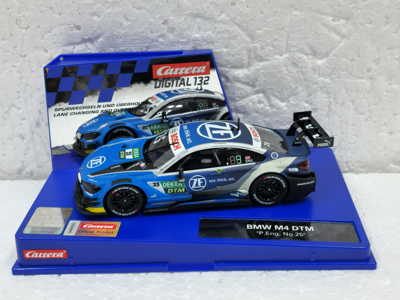 カレラデジタル132スロットカー「BMW M4 DTM」新品未開封未使用の美品 Carrera Digital132 ｽﾛｯﾄｶｰ 30778◇ BMW M4 DTM Red-Bull #11/