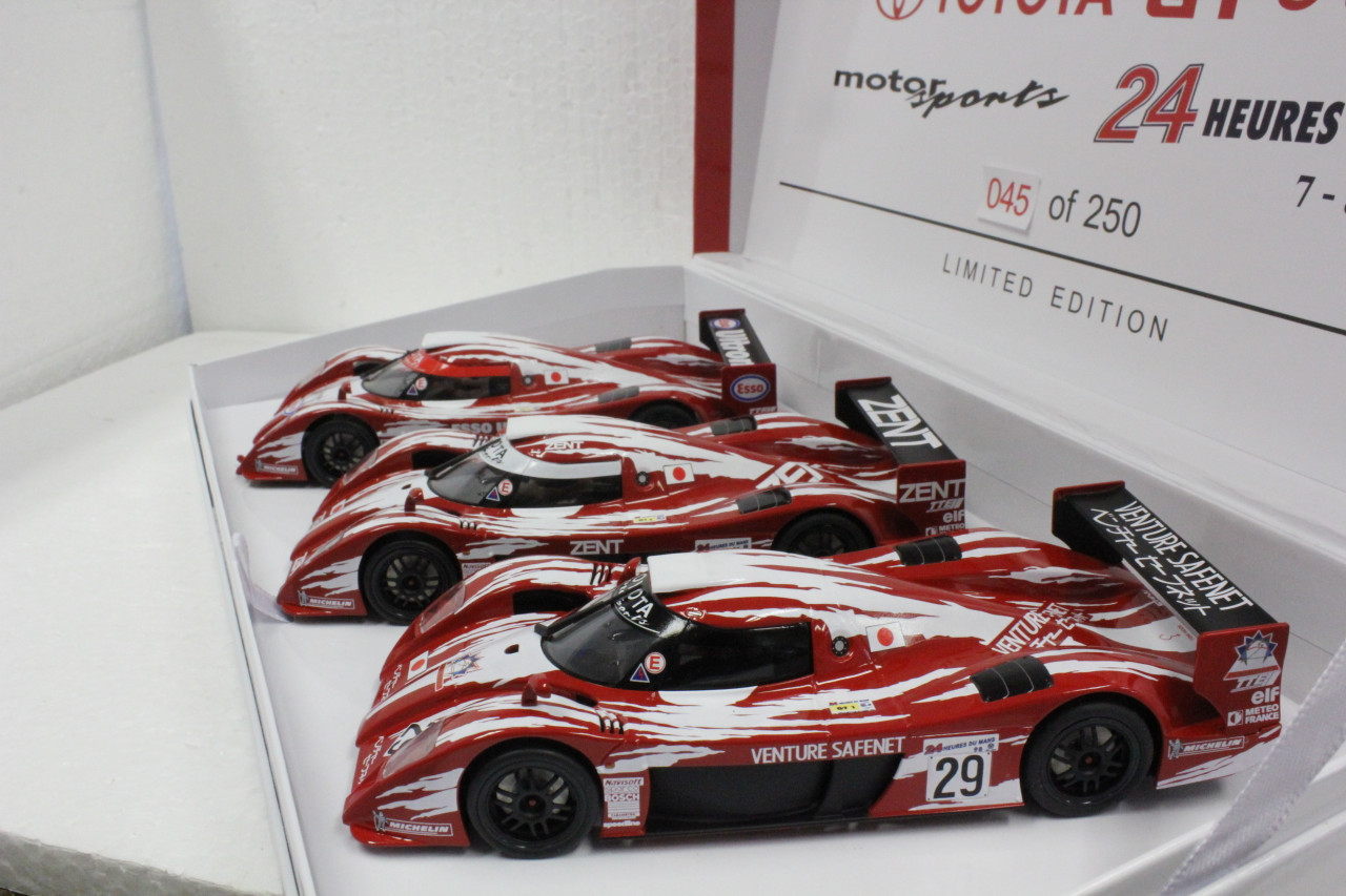 RS0055 RevoSlot Toyota GT1 Serial Numbered Triple-Pack 1:32 Slot