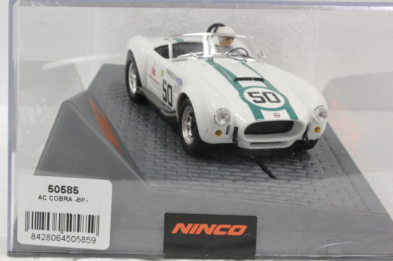 50585 Ninco AC Cobra Comstock Racing Team, #50 1:32 Slot Car