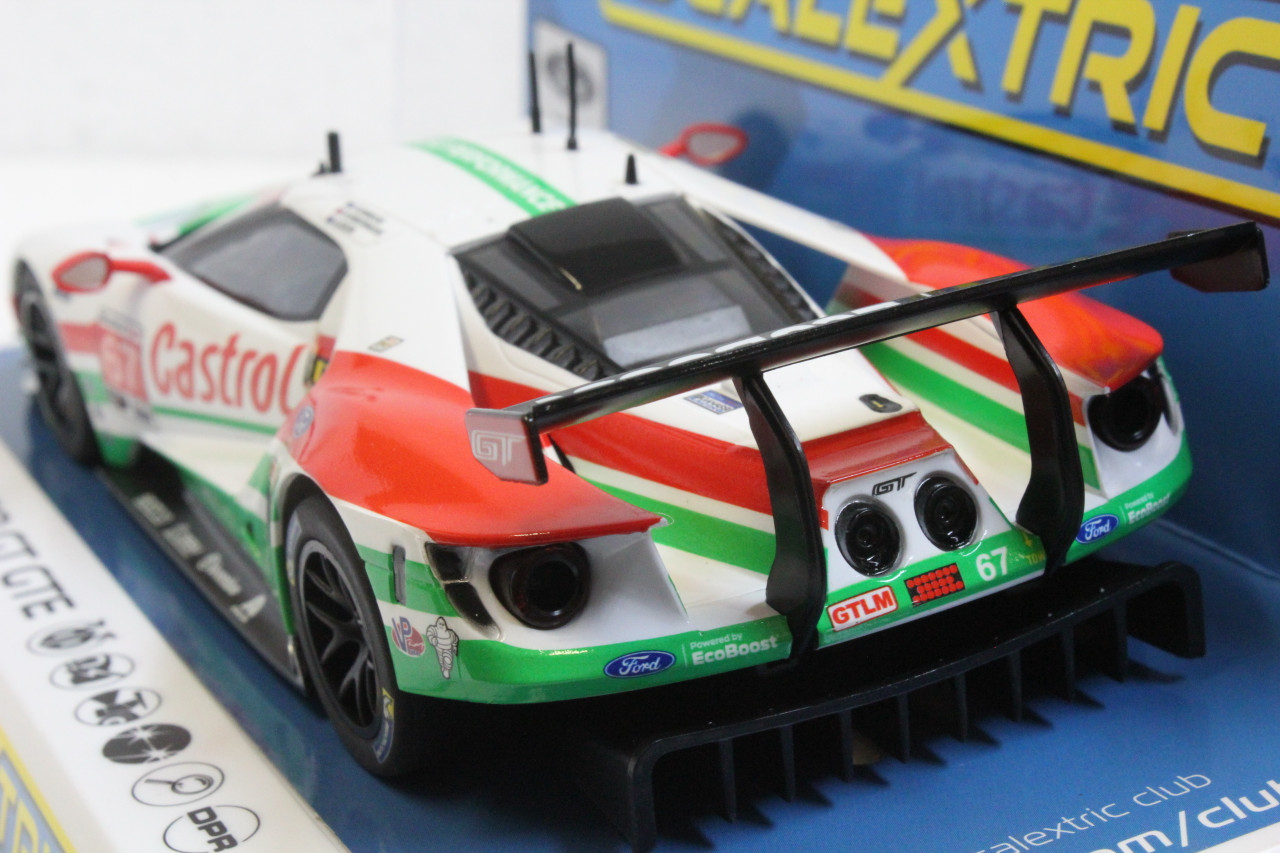 SEC4151 Carrera Digital 132/Scalextric Ford GT GTE Castrol, #67 1