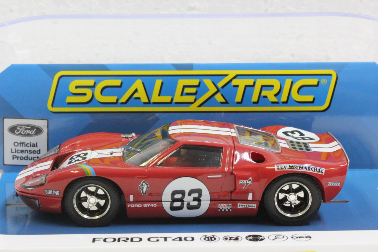 SEC4152 Carrera Digital 132/Scalextric Ford GT40 - Red, #83 1:32
