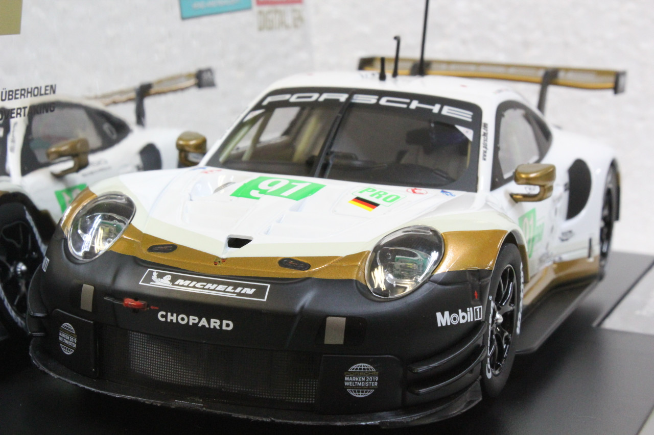 23891 Carrera Digital 124 Porsche 911 RSR w/lights, #91 1:24 Slot 