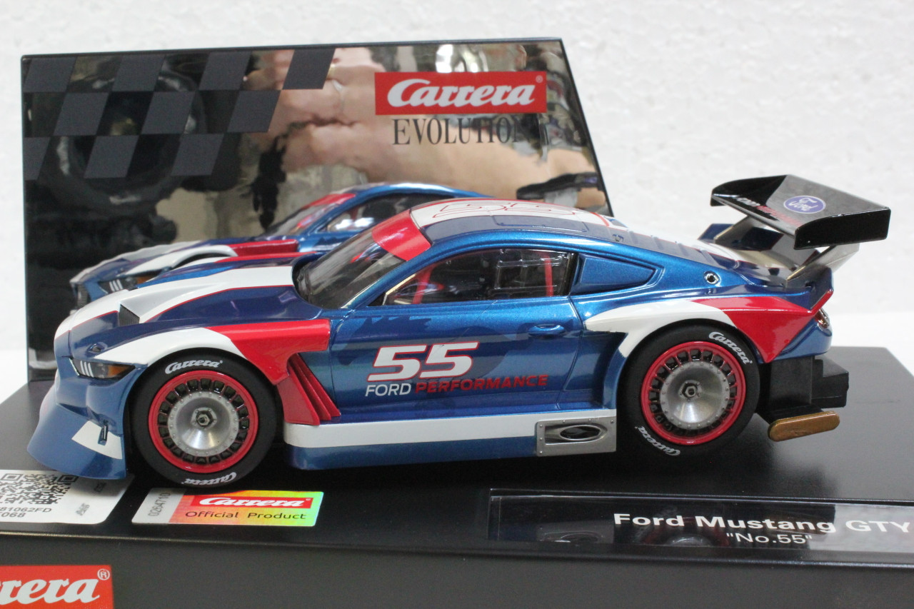 自動車 Carrera Evolution Ford Mustang GT 350 Amazon.com: Carrera 27808 Ford Mustang GT3 Ford Performance, No.64