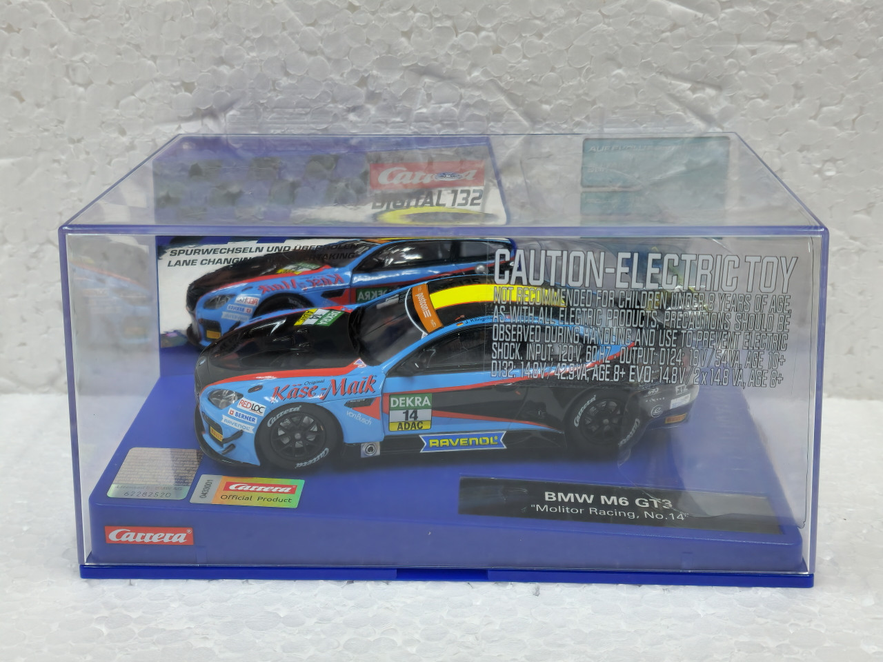 30917 Carrera Digital 132 BMW M6 GT3 Molitor Racing, #14 1:32 Slot
