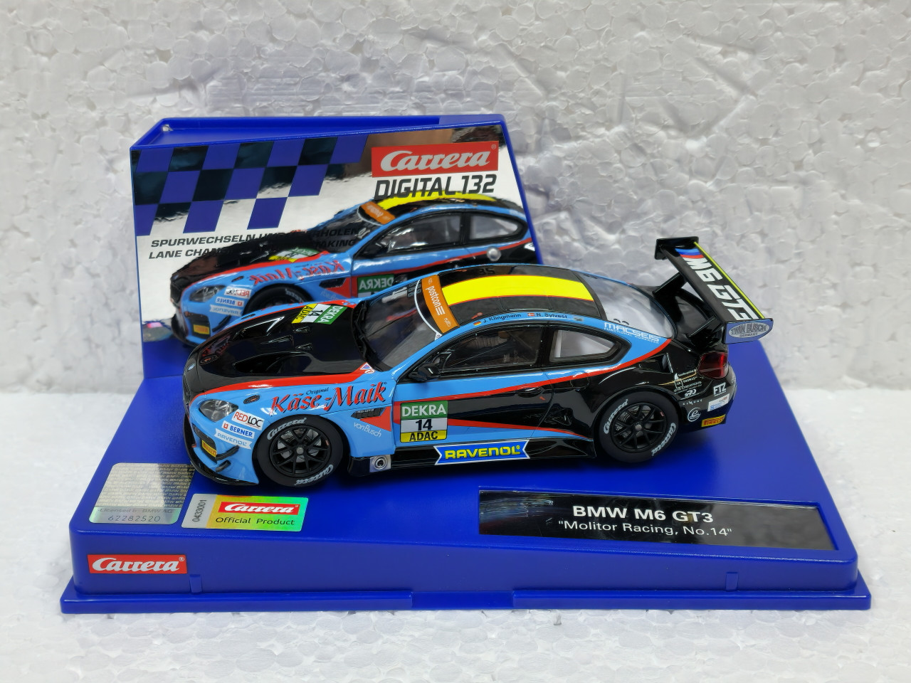 30917 Carrera Digital 132 BMW M6 GT3 Molitor Racing, #14 1:32 Slot
