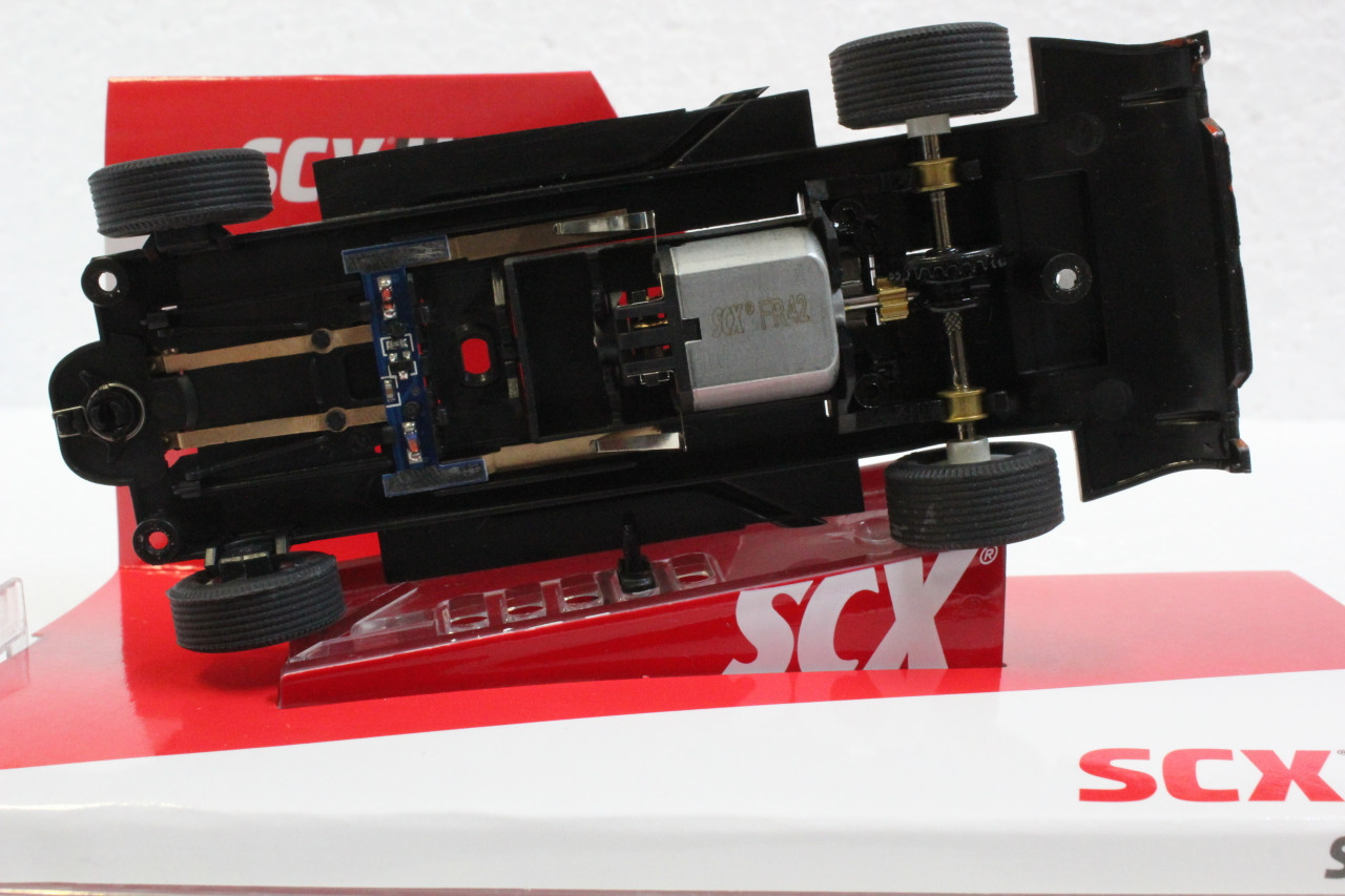 SCX U10444 1/32 Slot Car – 1970 Plymouth Cuda Trans Am Rallye Red Ltd Ed #300