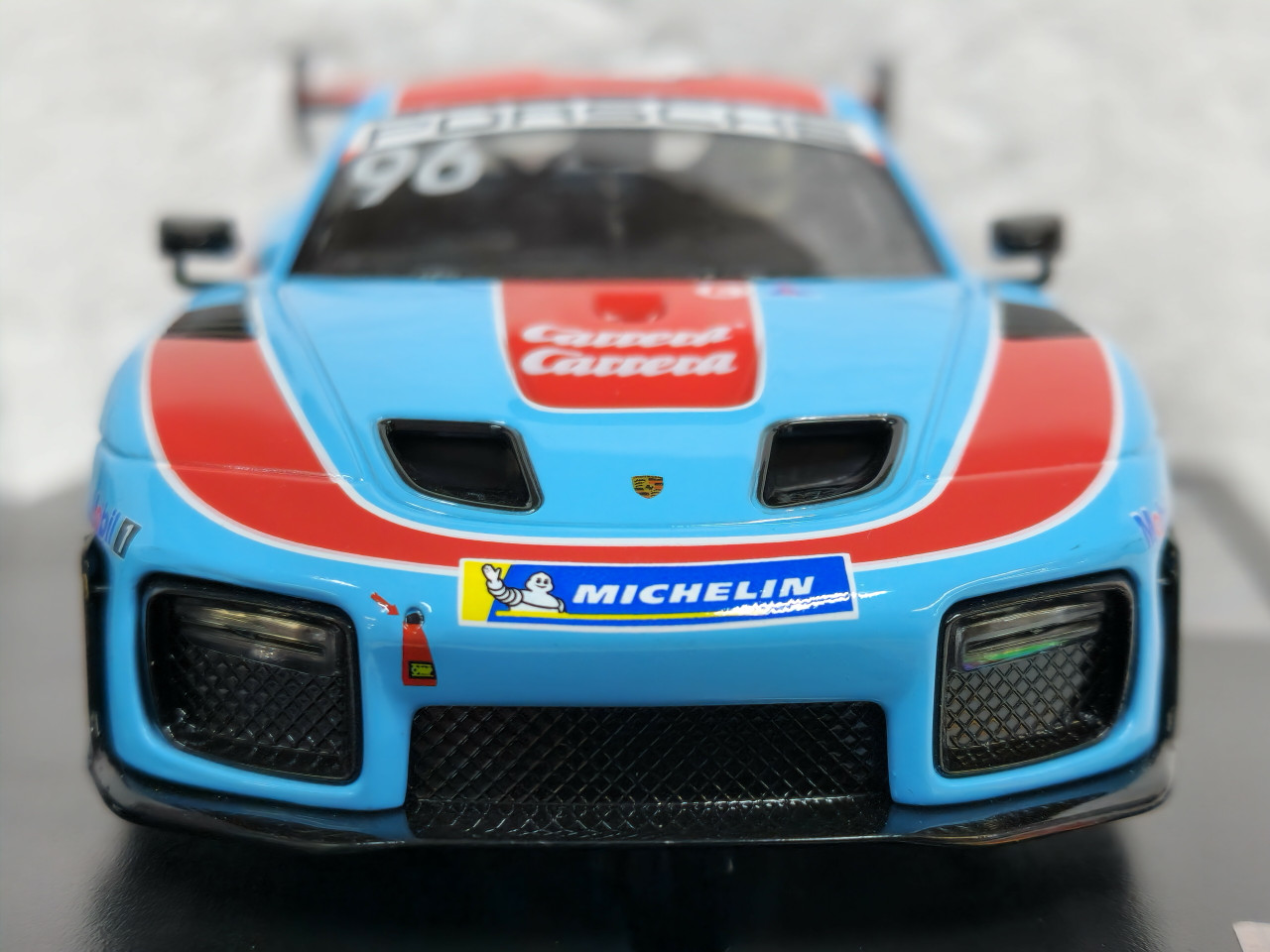 27625 Carrera Evolution Porsche 935 GT2, #96/69 1:32 Slot Car