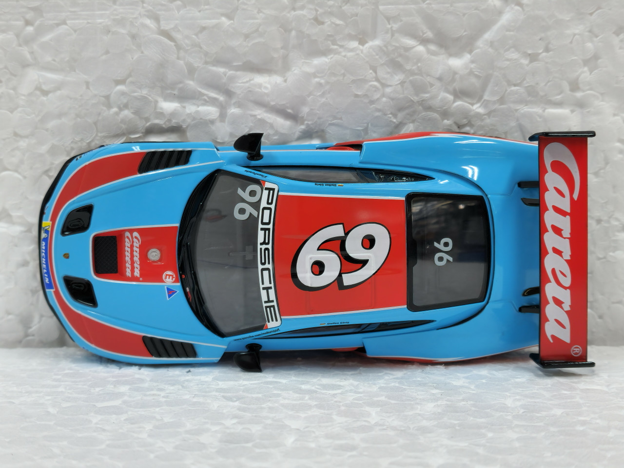 27625 Carrera Evolution Porsche 935 GT2, #96/69 1:32 Slot Car