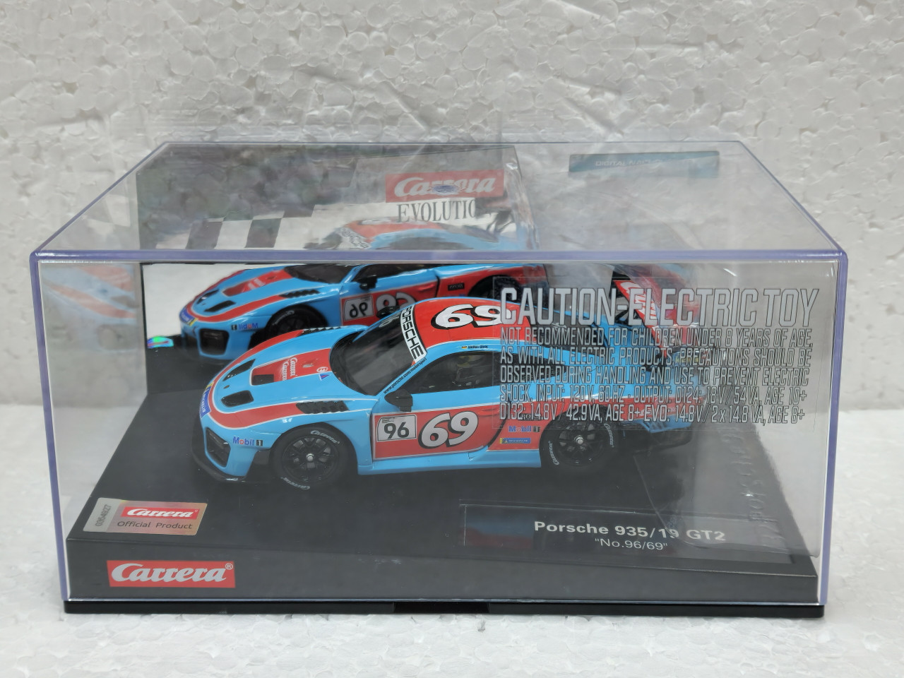 27625 Carrera Evolution Porsche 935 GT2, #96/69 1:32 Slot Car