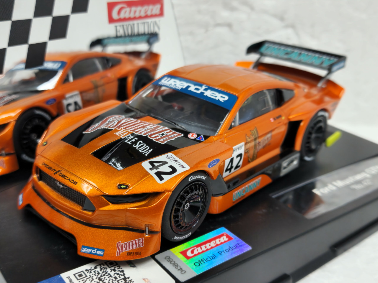 27669 Carrera Evolution Ford Mustang GTY, #42 1:32 Slot Car