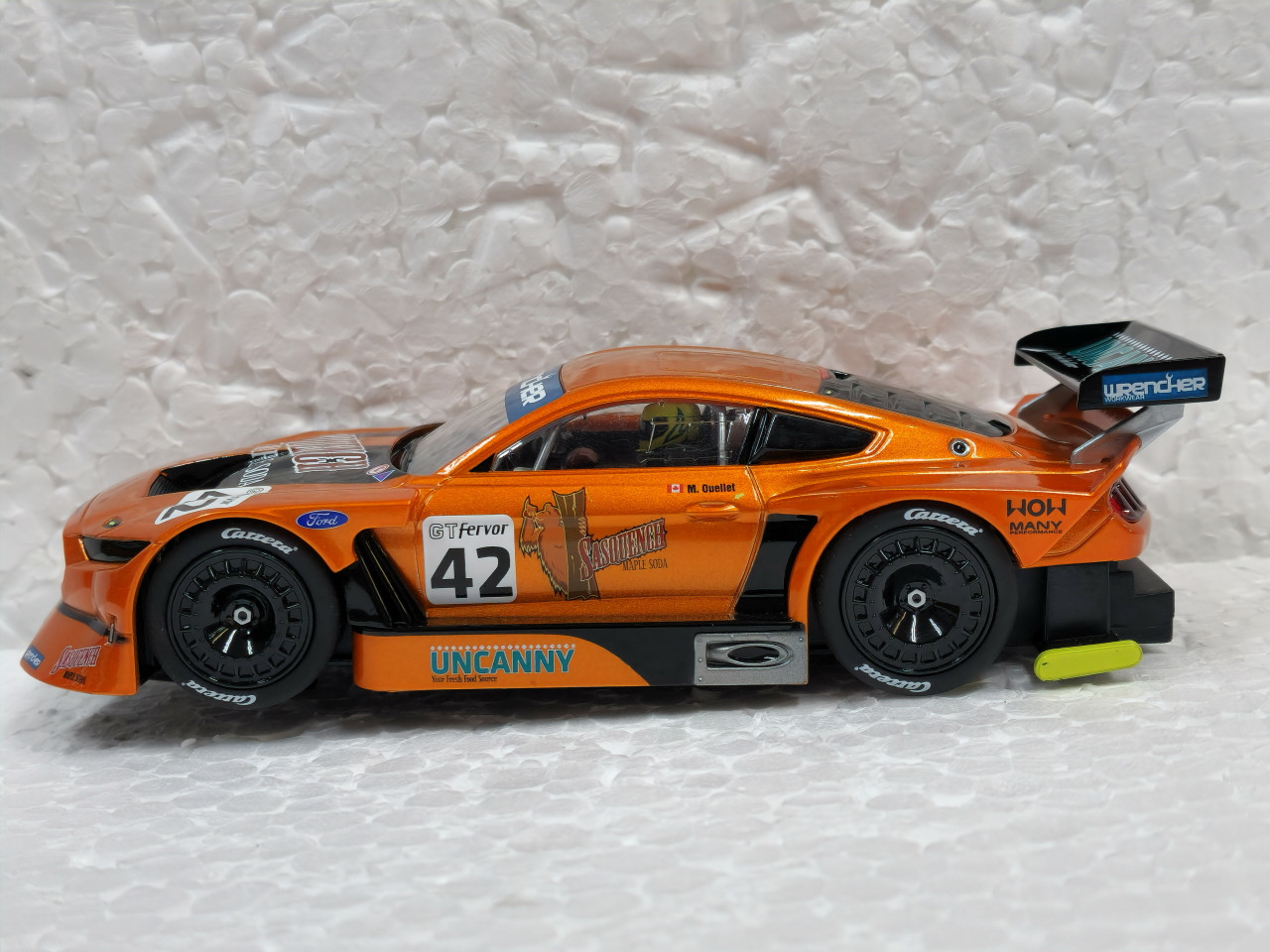 27669 Carrera Evolution Ford Mustang GTY, #42 1:32 Slot Car