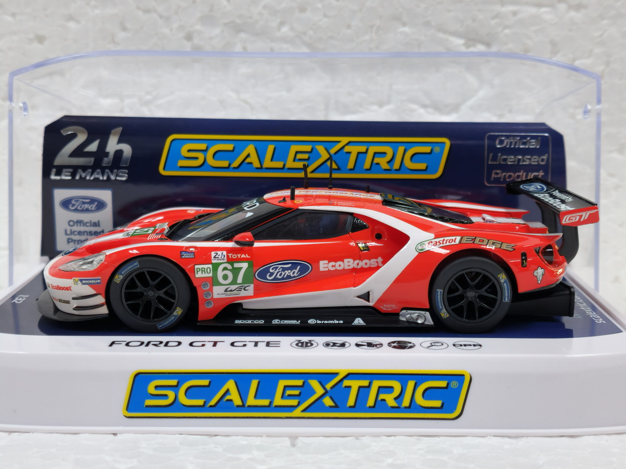 C4213 Scalextric Ford GT GTE Le Mans 2019, #67 1:32 Slot Car *DPR