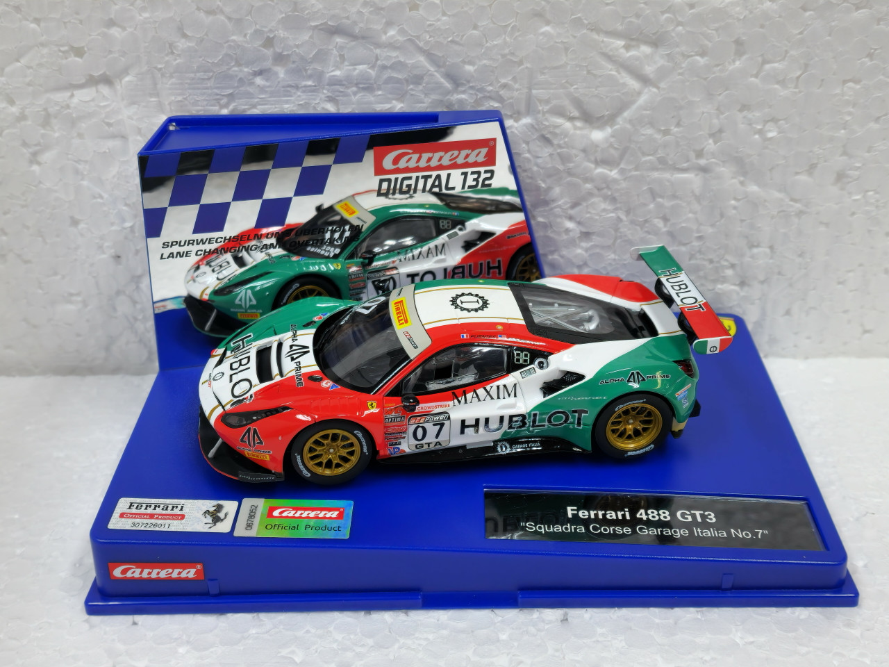 30999 Carrera Digital 132 Ferrari 488 GT3 Squadra Corse Italia, #7