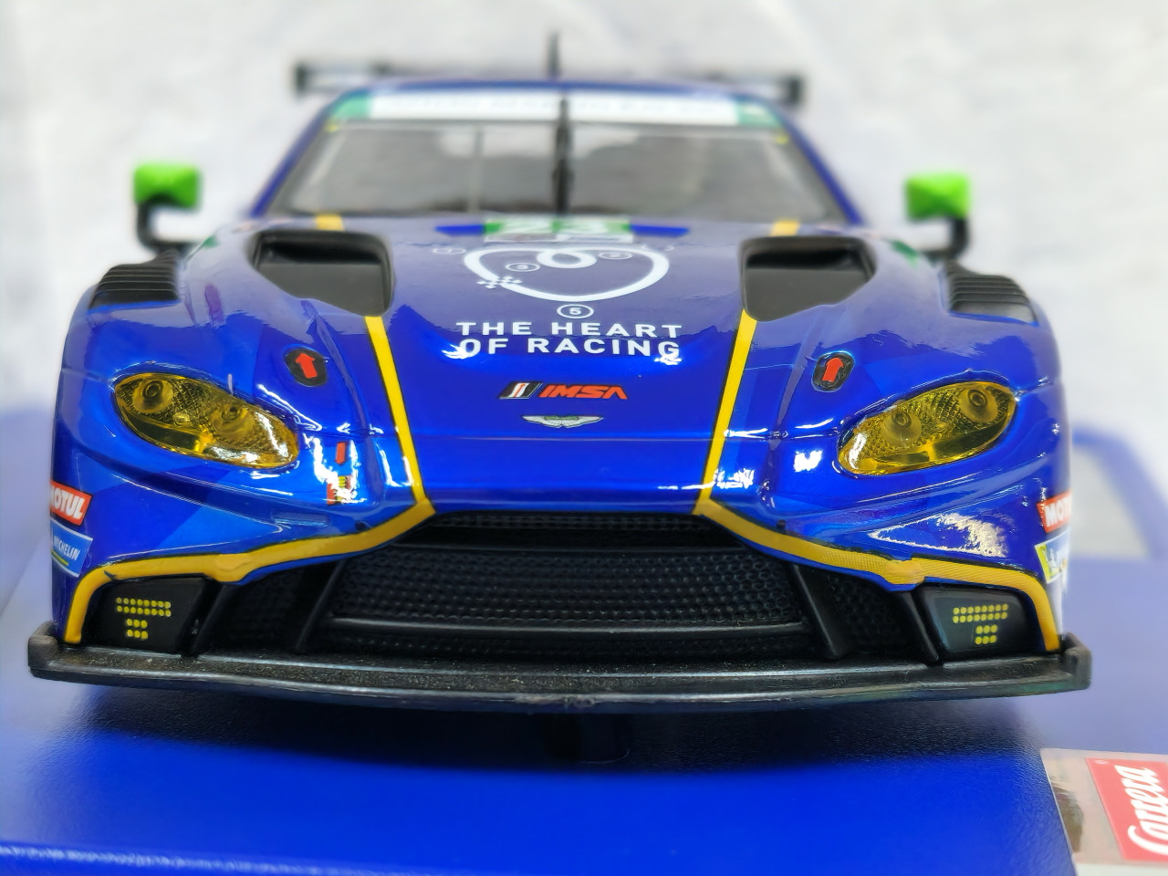 40995 Carrera Aston Martin Vantage GT3 'Heart of Racing', #23