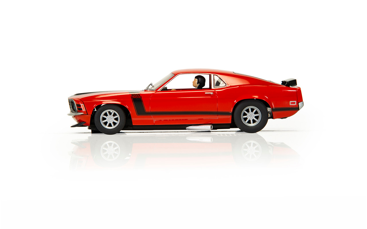  Scalextric/Premium Hobbies Sports Car Challenge - Mustang VS  Camaro 1:32 Scale Slot Car Race Set C1445T : Toys & Games