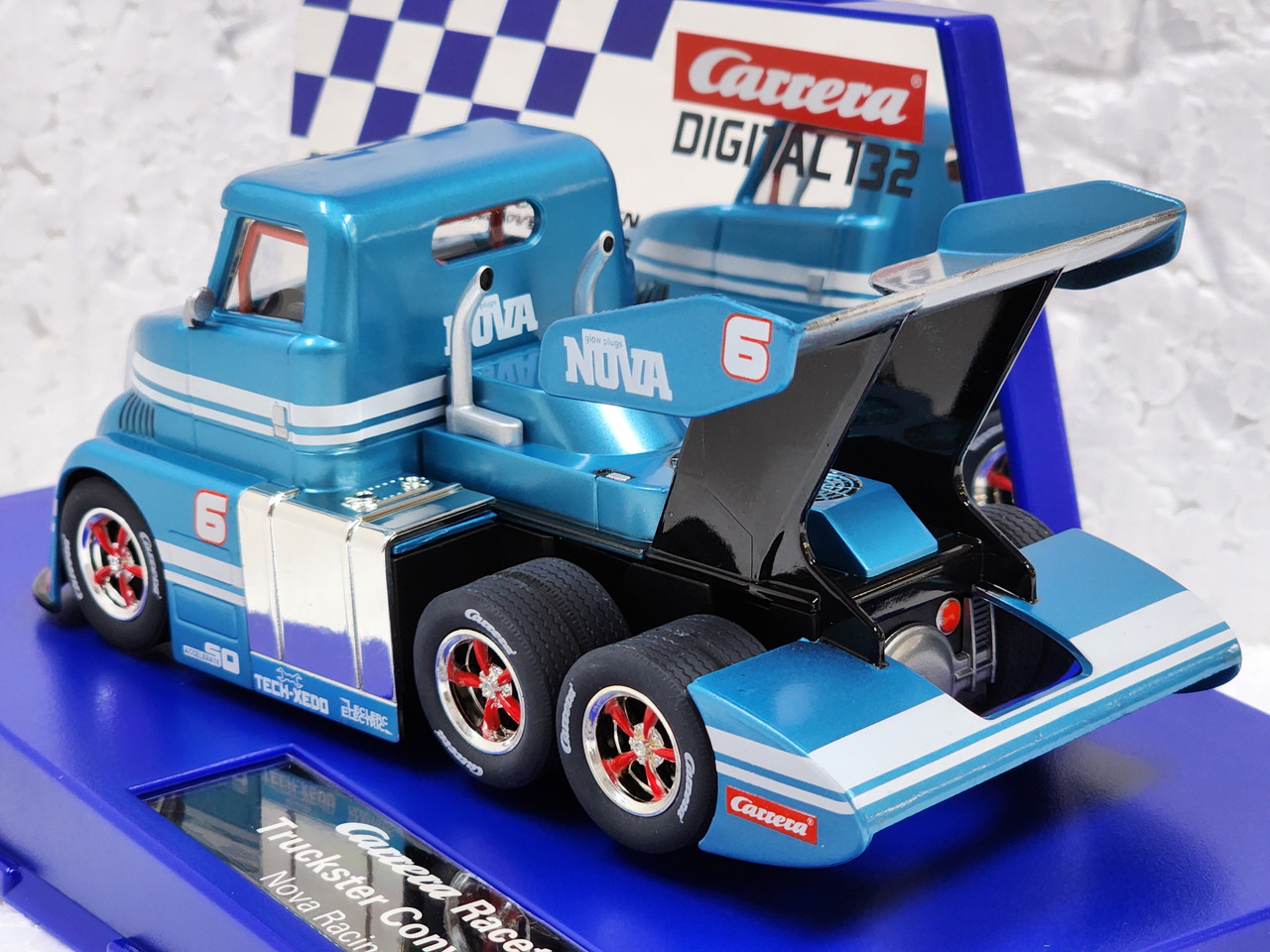 30989 Carrera Digital 132 Carrera Race Truck, #6 1:32 Slot Car
