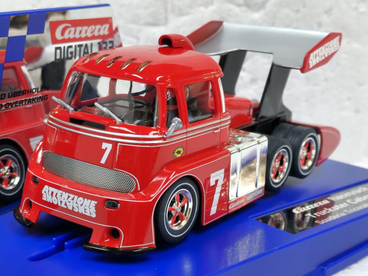 30988 Carrera Digital 132 Carrera Race Truck, #7 1:32 Slot Car