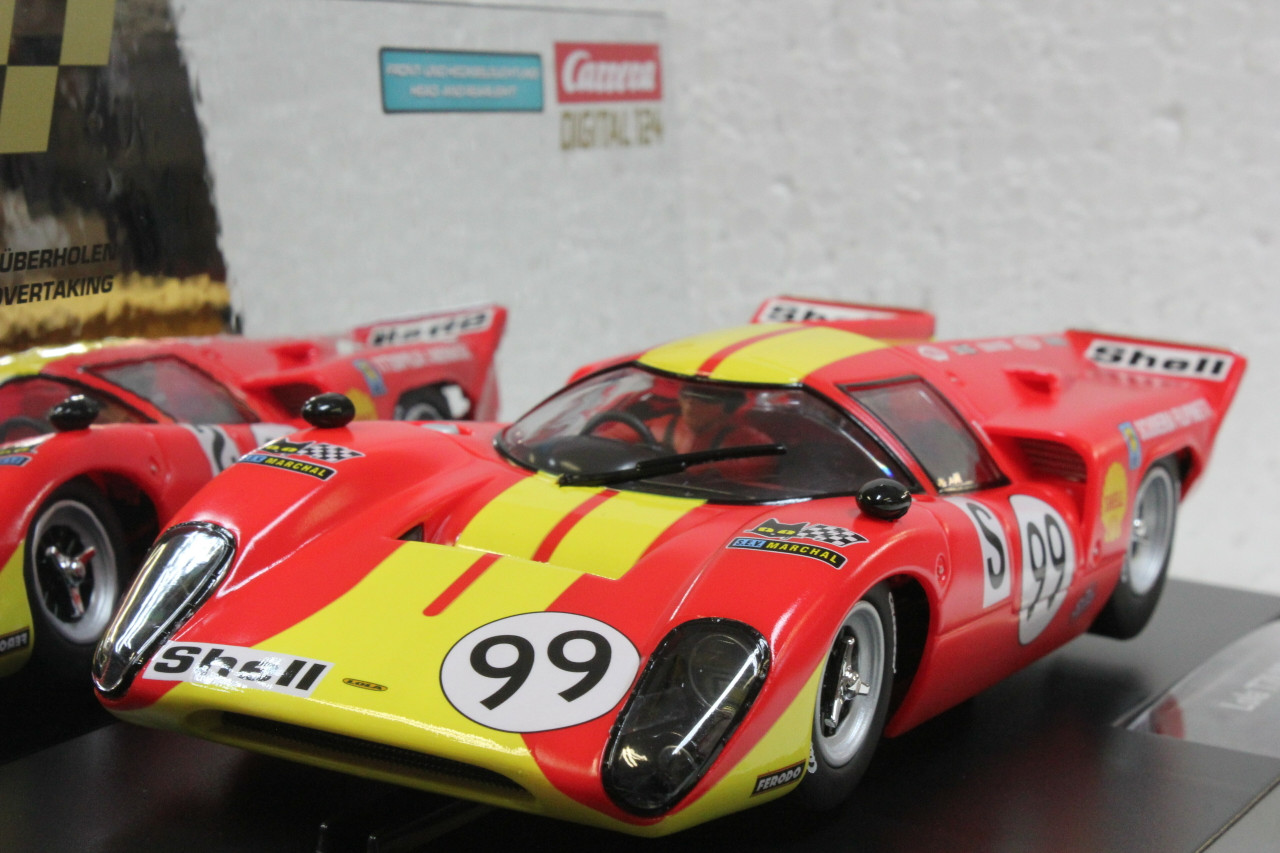 23907 Carrera Digital 124 Lola T70 MKIIIb, #99 1:24 Slot Car