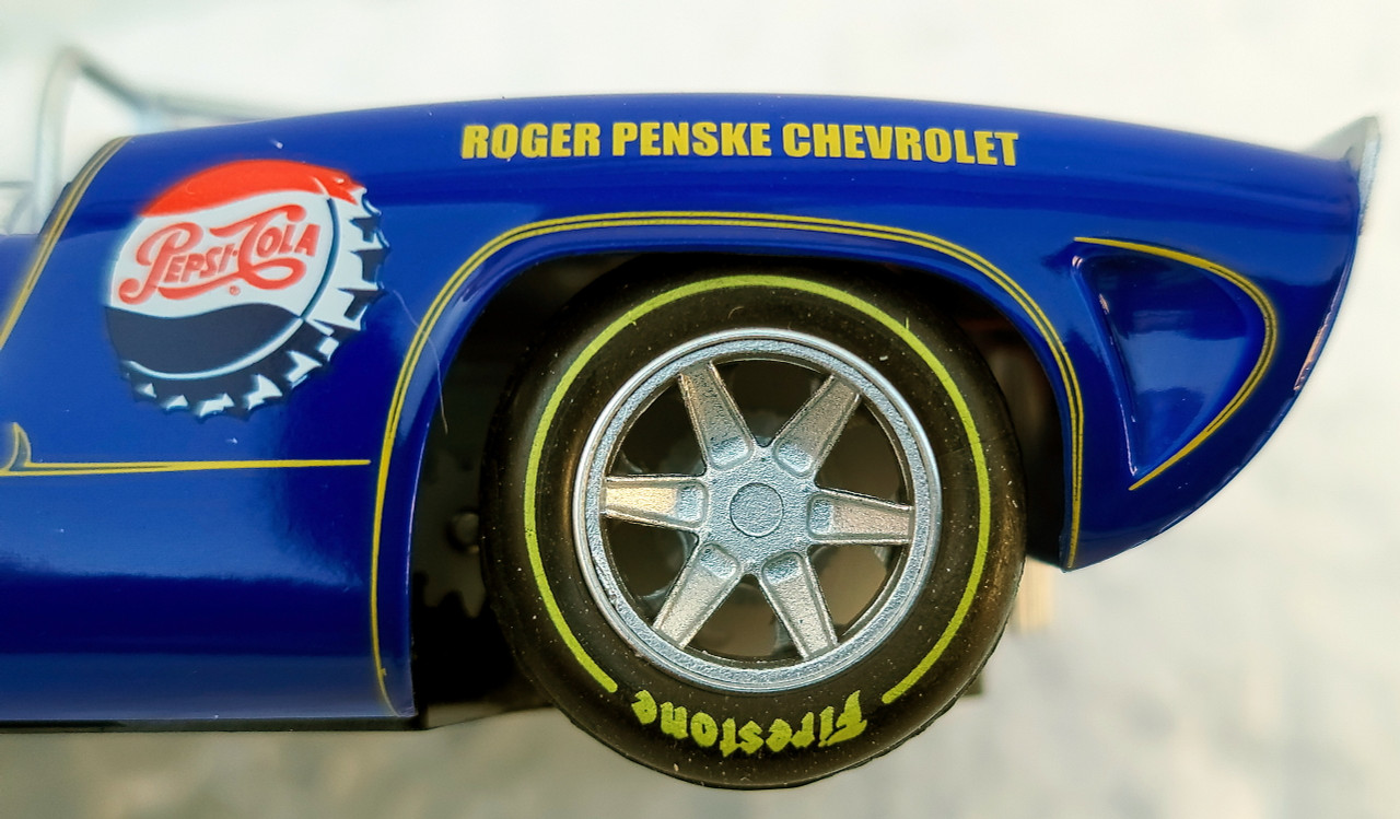 CA00205S/W Thunderslot Lola T70 Can-Am Mark Donohue Nassau Trophy