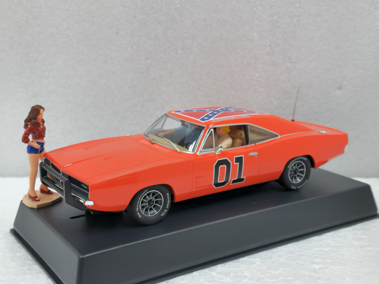 1/64 デビルシェイカー P131 Pioneer The General Lee '69 Dodge Charger - Dukes of Hazzard