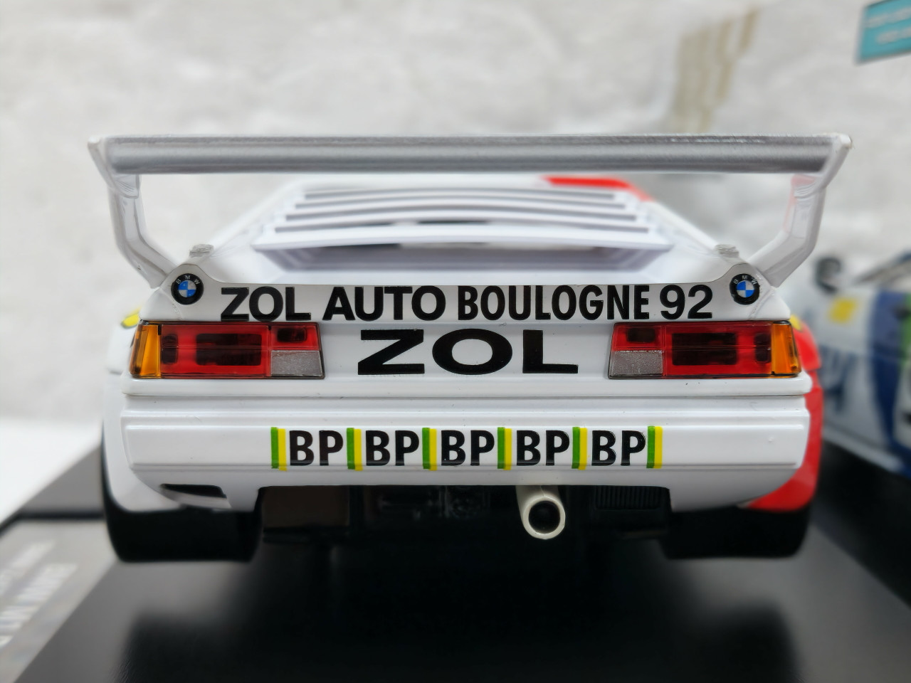 23935 Carrera Digital 124 BMW M1 BMW Zol'Auto, #72 1:24 Slot