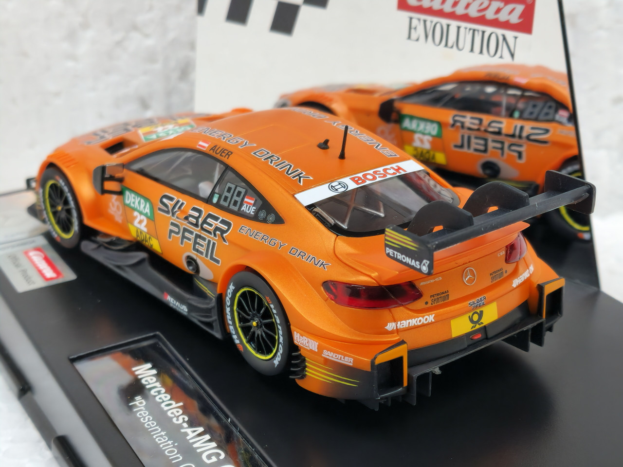 【未開封】Carrera Mercedes C-Klasse DTMスロットカー Amazon.com: Carrera 27694 Mercedes-AMG C 63 DTM Presentation Car