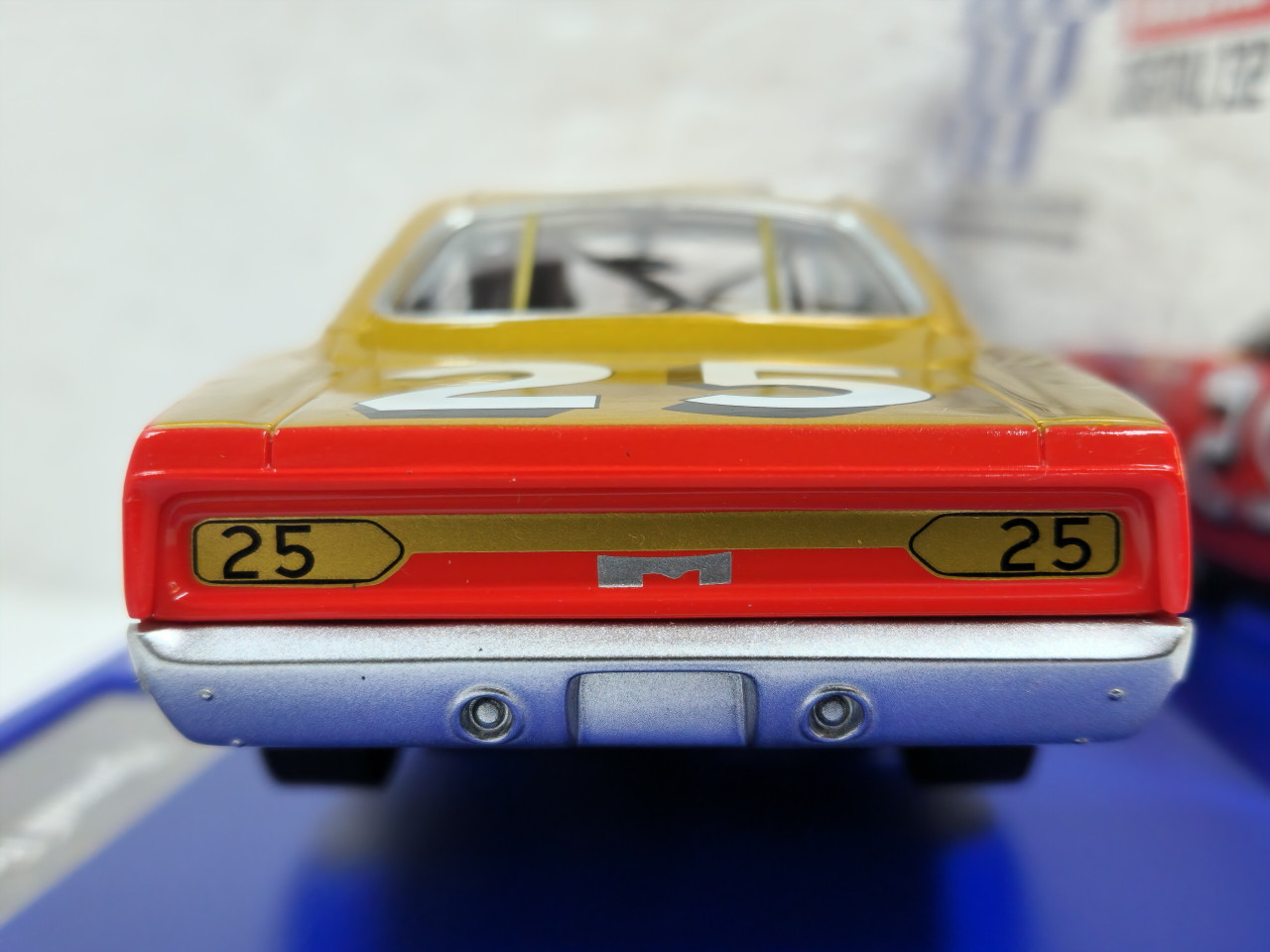 31059 Carrera Digital 132 Plymouth Roadrunner, #25 1:32 Slot Car