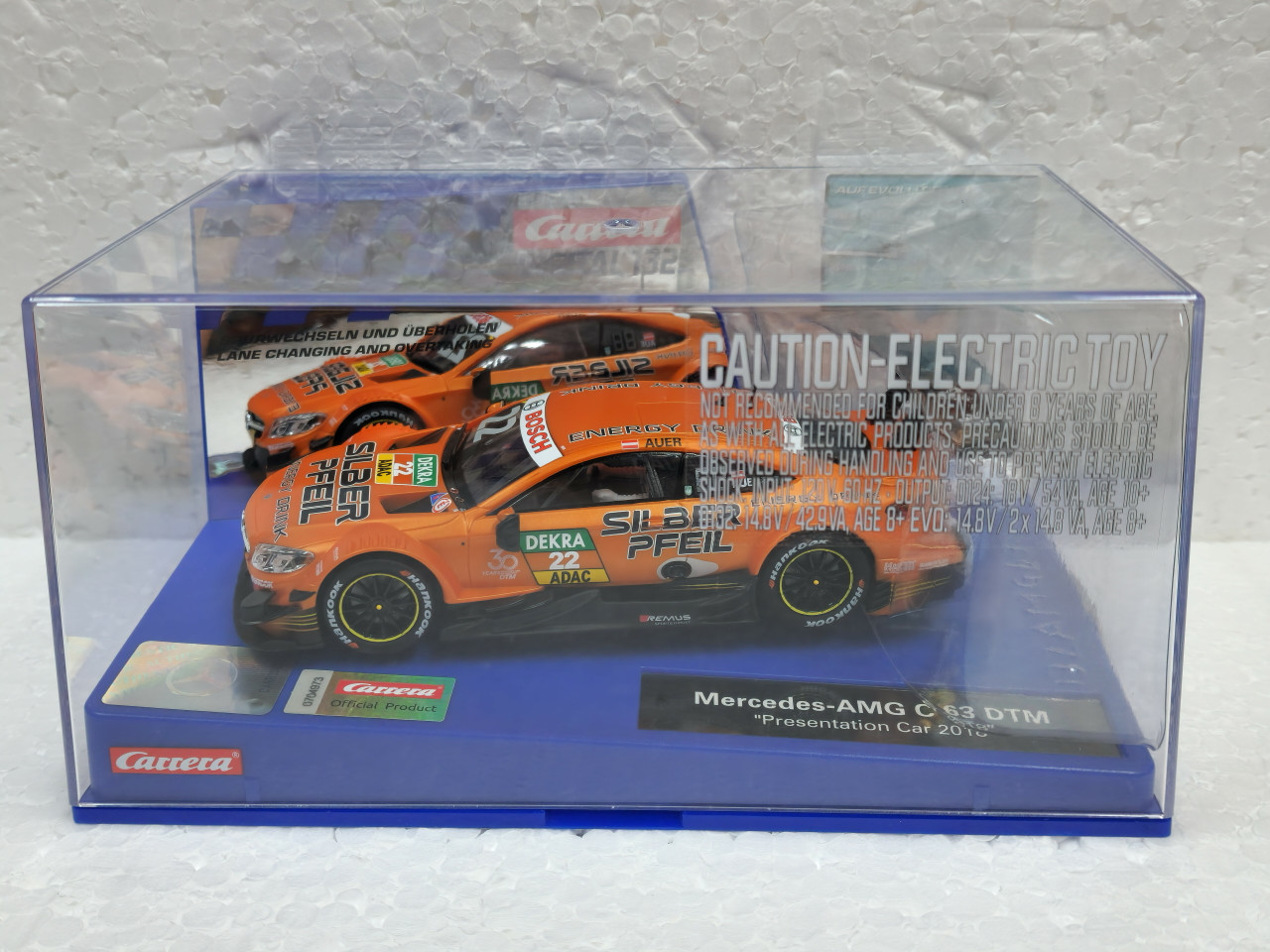 31018 Carrera Digital 132 Mercedes AMG C 63 DTM L. Auer, #22 1:32