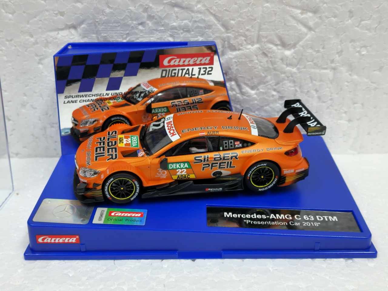 31018 Carrera Digital 132 Mercedes AMG C 63 DTM L. Auer, #22 1:32
