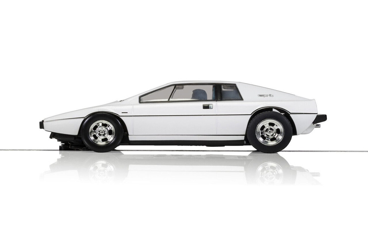 C4229 Scalextric James Bond Lotus Esprit S1 The Spy Who Loved Me 1:32 Slot  Car