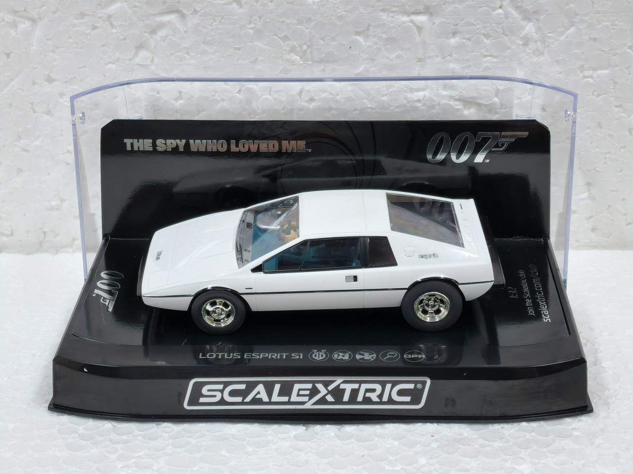 C4229 Scalextric James Bond Lotus Esprit S1 The Spy Who Loved Me 1