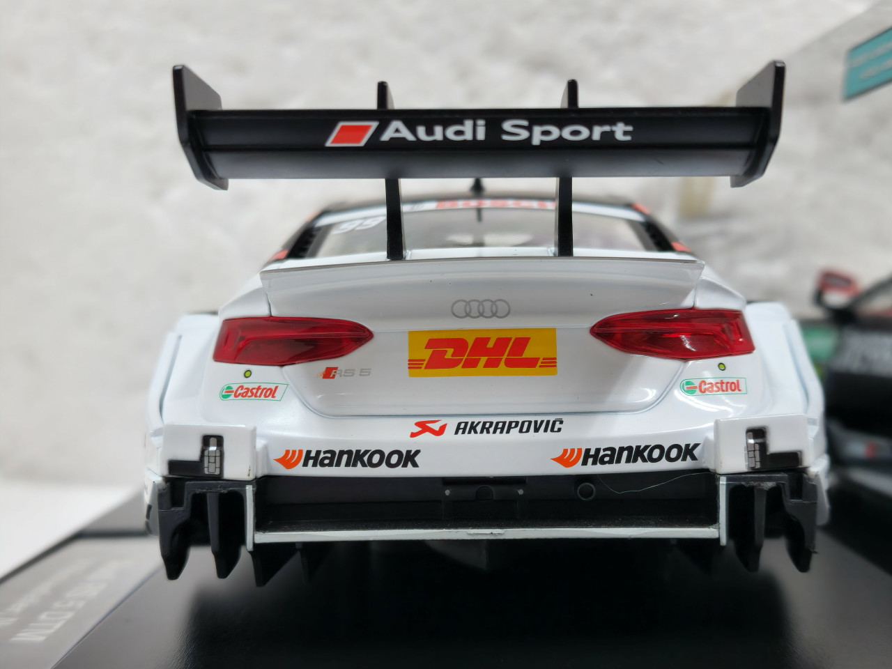 43917 Carrera Audi RS 5 DTM M. Rockenfeller, #99 *Analog/No