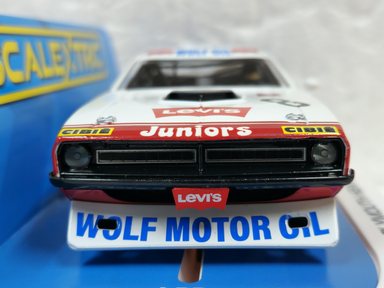 C4247 Scalextric Chrysler Hemicuda Spa 24 Hours 1973, #8 1:32 Slot