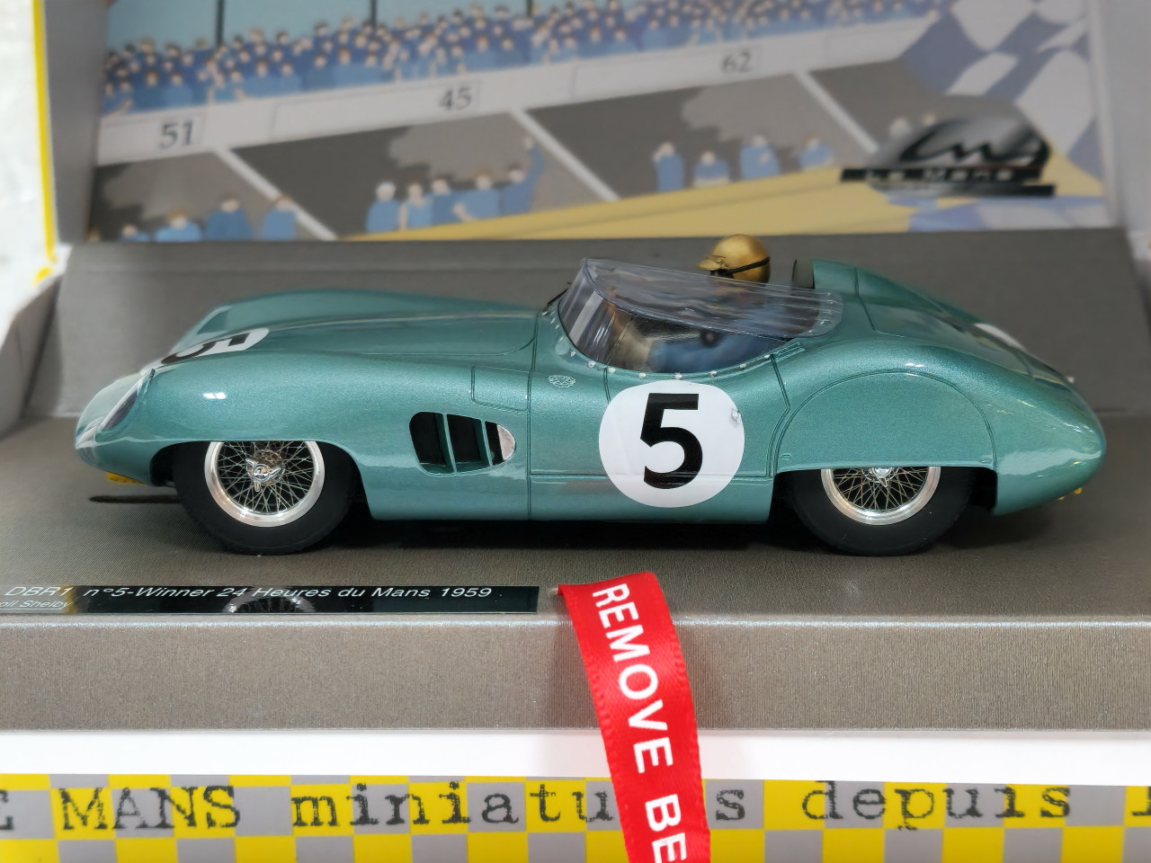 132093/5M Le Mans Miniatures Aston Martin DBR1 Le Mans 1959 Winner, #5 1:32  Slot Car