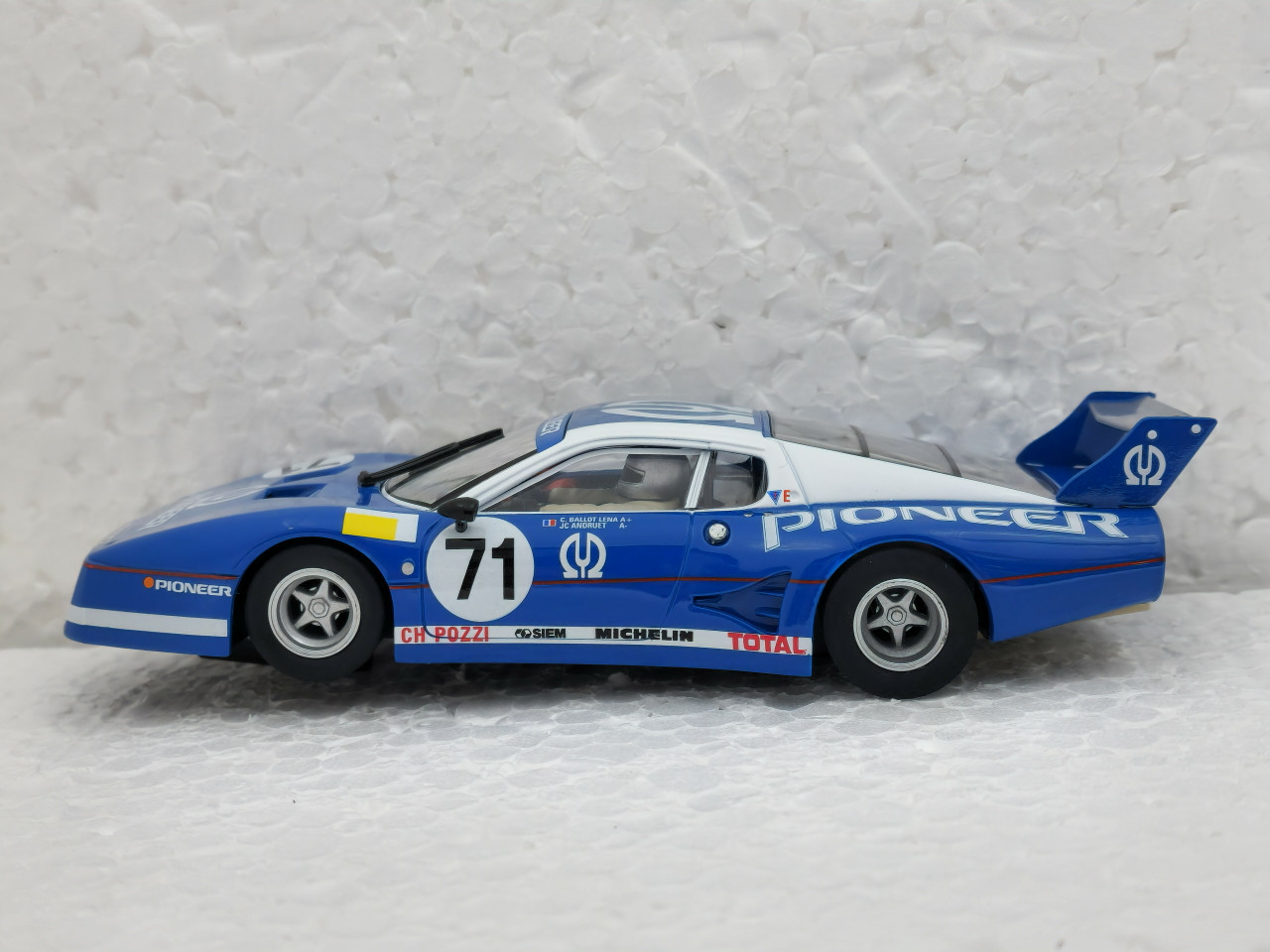 27726 Carrera Evolution Ferrari 512 BB LM, #71 1:32 Slot Car
