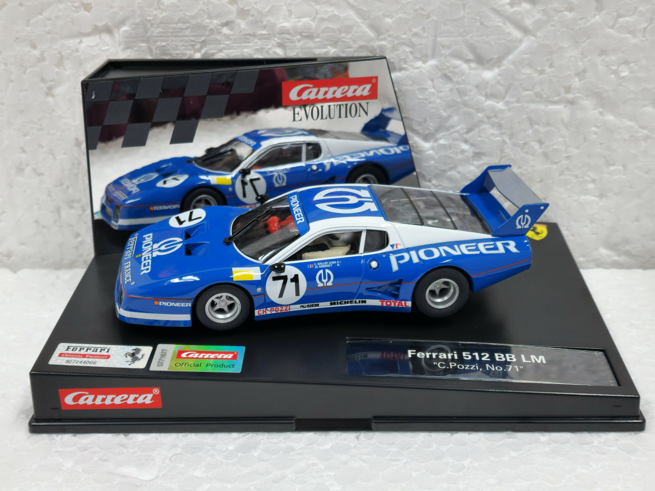 27726 Carrera Evolution Ferrari 512 BB LM, #71 1:32 Slot Car