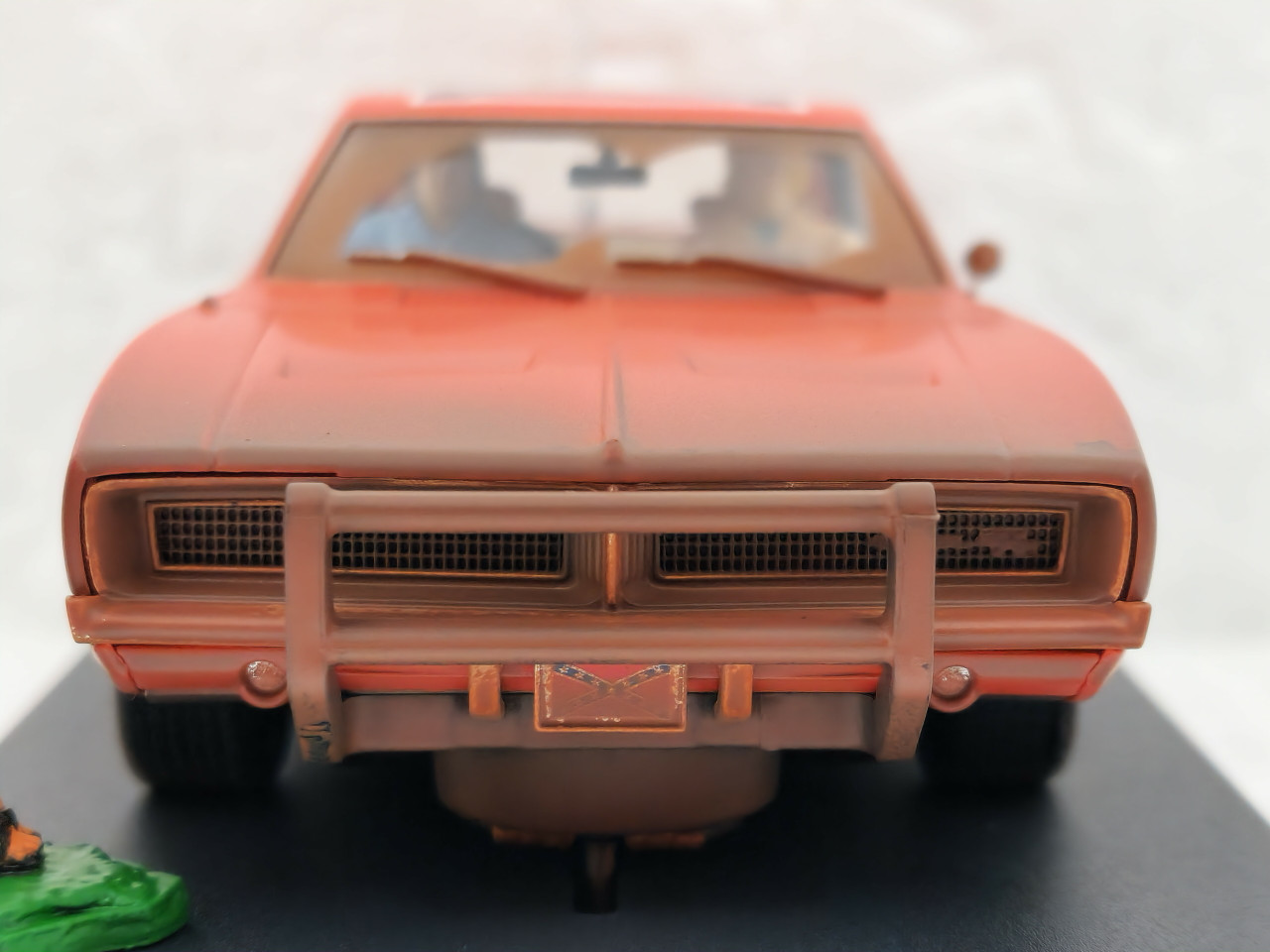 P158 Pioneer The General Lee '69 Dodge Charger - Dukes of Hazzard - Dirt  Road Dukes, #01 1:32 Slot Car