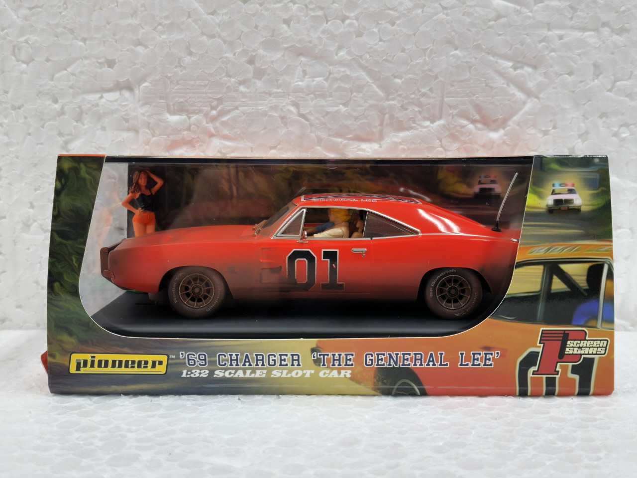 P158 Pioneer The General Lee '69 Dodge Charger - Dukes of Hazzard - Dirt  Road Dukes, #01 1:32 Slot Car