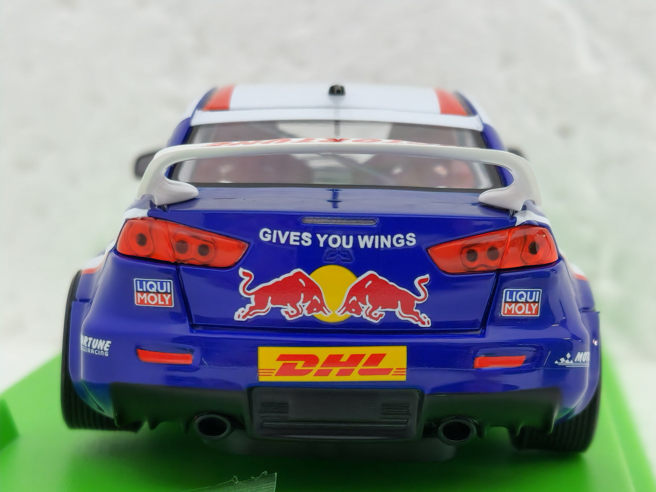 50809 Avant Slot Mitsubishi Lancer Evo X Rally de Libano 2015 - Red Bull  1:32 Slot Car