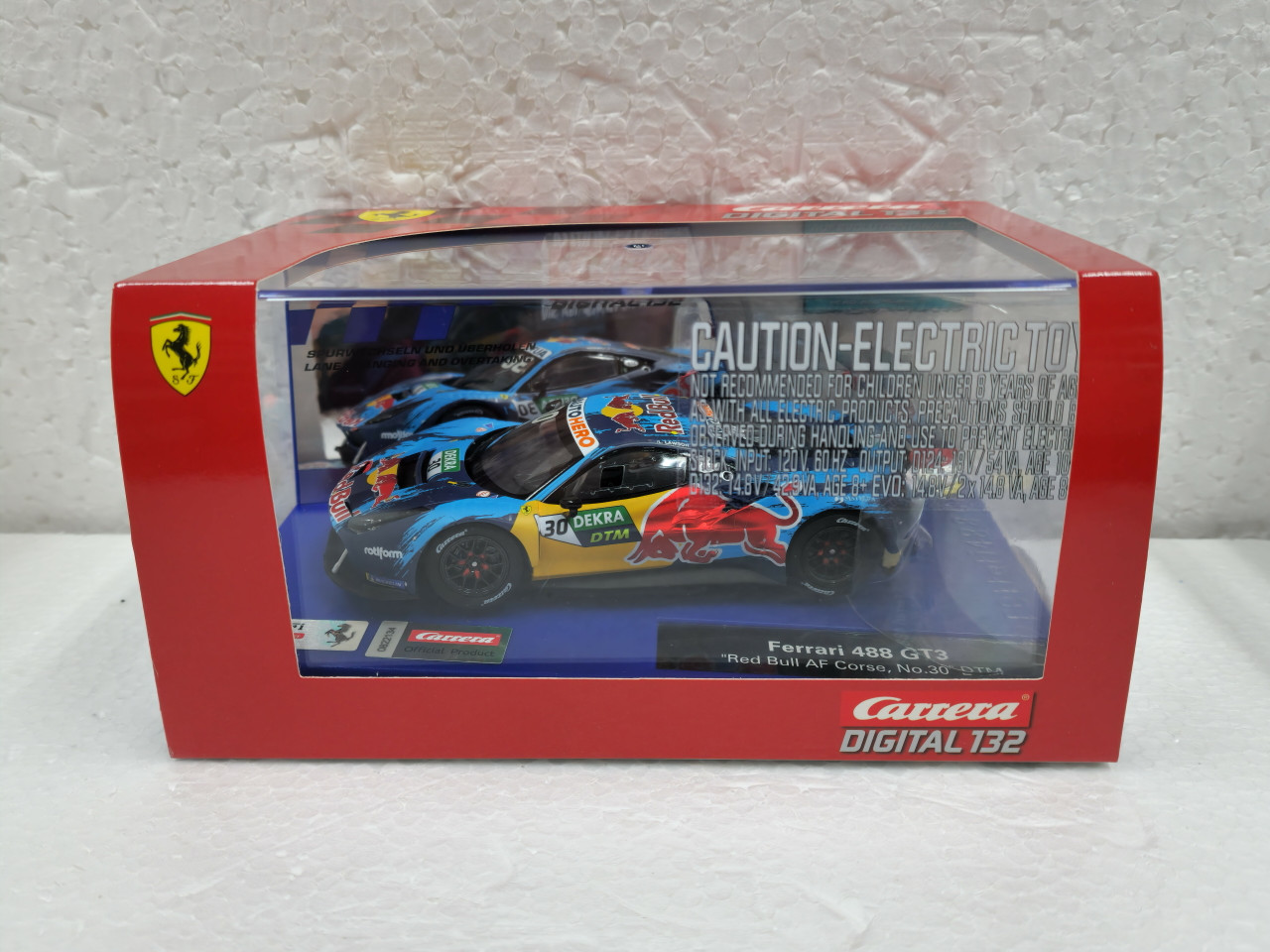 31032 Carrera Digital 132 Ferrari 488 GT3 Red Bull AF Corse DTM